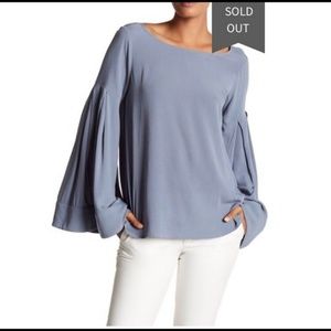 NORDSTROM RO & DE Pleated Bell Sleeve Blouse Sz M